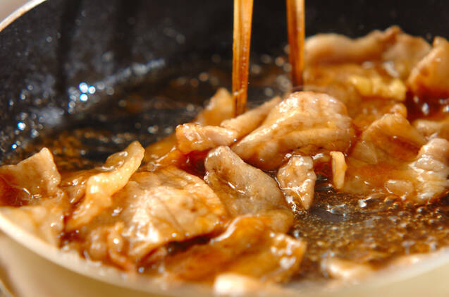 豚肉のショウガ焼き丼の作り方の手順2