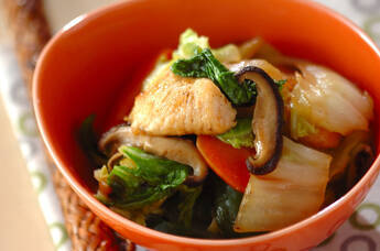 鶏肉と白菜の炒め物