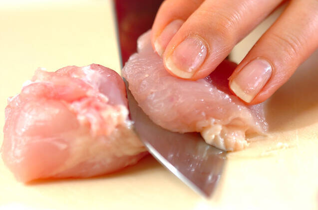 鶏肉と白菜の炒め物の作り方の手順1