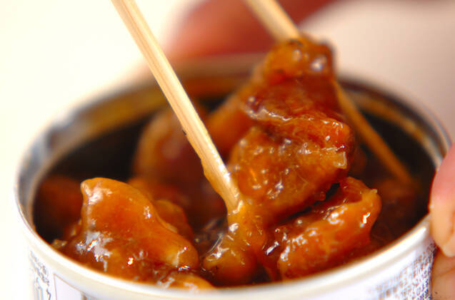 焼き鳥缶ご飯の温泉卵のせの作り方の手順1