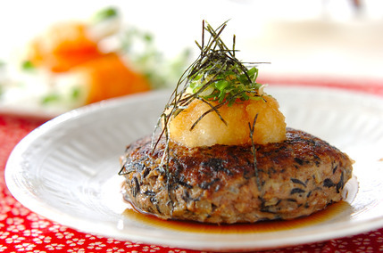 芽ヒジキ入りハンバーグ