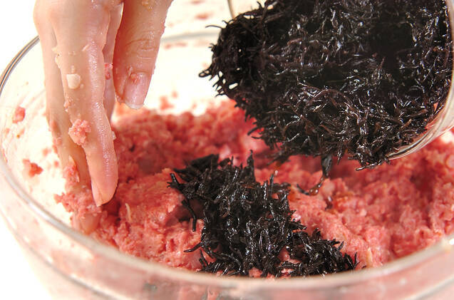 芽ヒジキ入りハンバーグの作り方の手順4