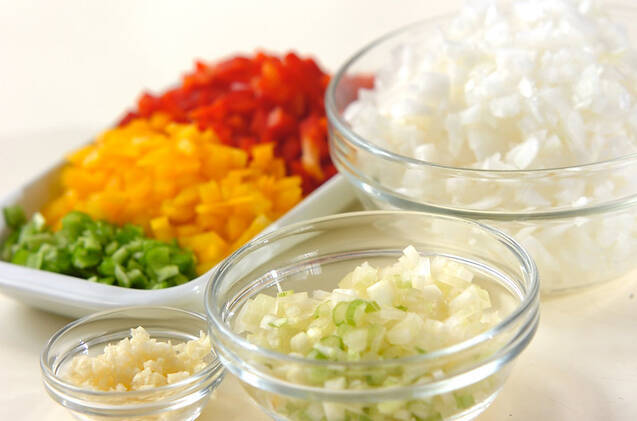 塩サバのトマト煮の作り方の手順1