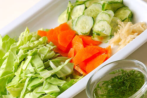 キャベツのもみ漬けの作り方の手順1