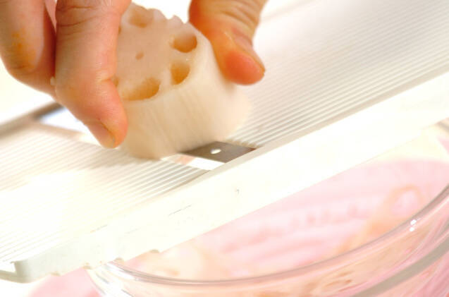 レンコンのチーズ焼きの作り方の手順1