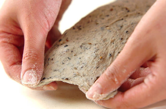 黒ゴマカマンベールパンの作り方の手順5