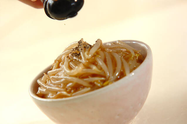 モヤシのあんかけ丼の作り方の手順2