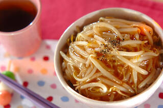 モヤシのあんかけ丼