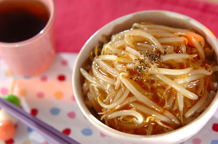 モヤシのあんかけ丼
