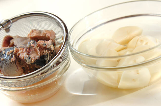 子どもに大人気！サバ缶のお焼きの作り方の手順1