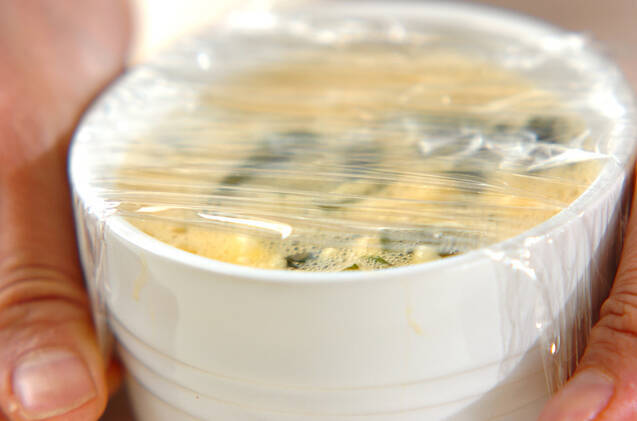 レンジでワカメ入り卵焼きの作り方の手順4