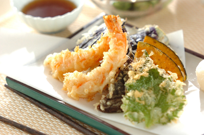 誰でも失敗しらず サクサクエビと野菜の天ぷら レシピ 作り方 E レシピ 料理のプロが作る簡単レシピ