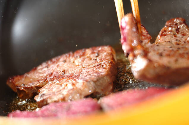 牛フィレ肉のステーキの作り方の手順4
