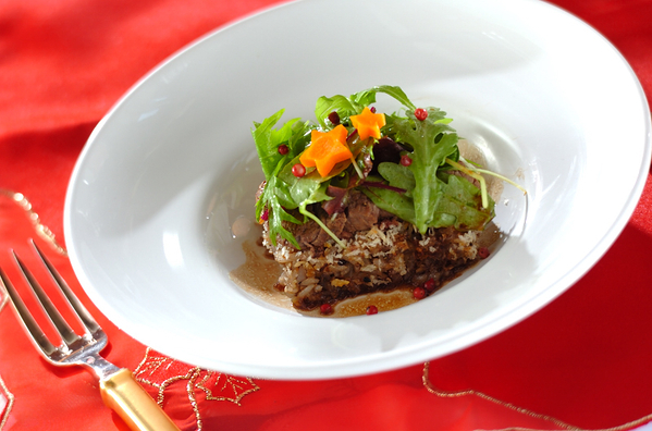 赤ワインとバターソースのステーキ