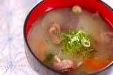 豚肉と根菜の白みそ汁