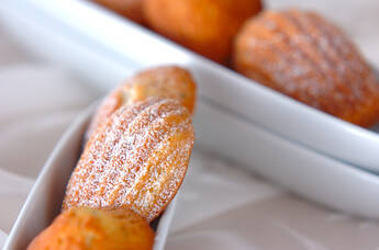 紅茶風味のマドレーヌ