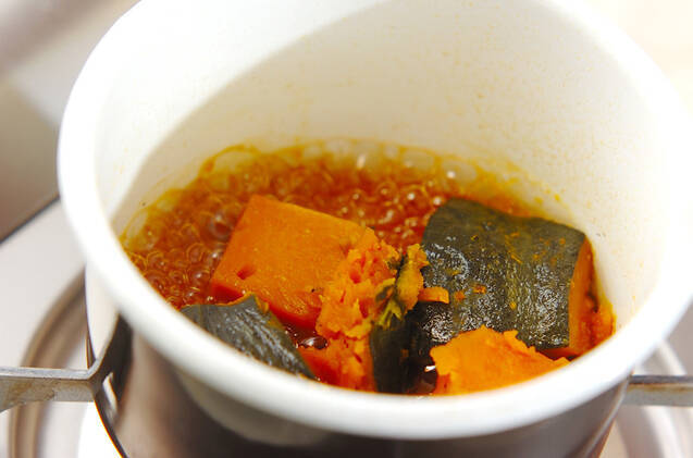 カボチャの麺つゆ煮の作り方の手順1