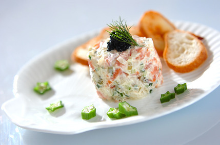 サーモンのタルタル