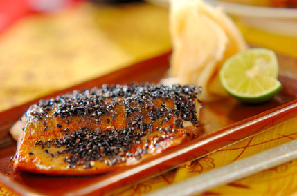 塩サバの黒七味焼き