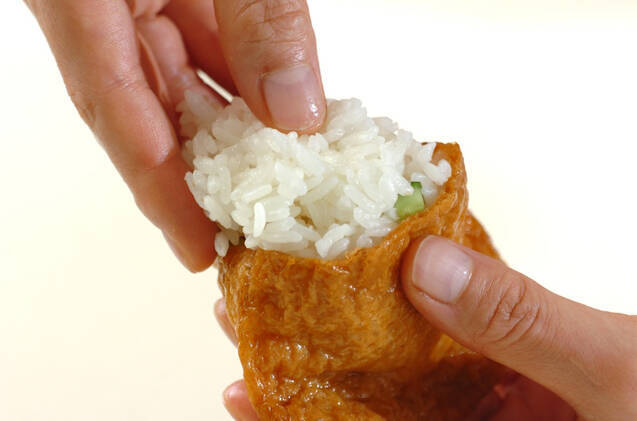 漬け物入り稲荷寿司の作り方の手順2