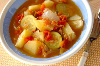 ツナとジャガイモのフレッシュトマト煮