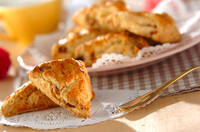 アンズとホワイトチョコのスコーン