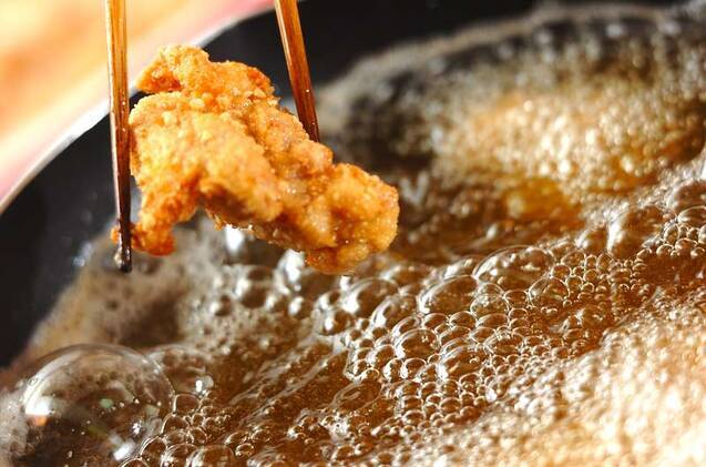 鶏のナッツ衣揚げの作り方の手順8