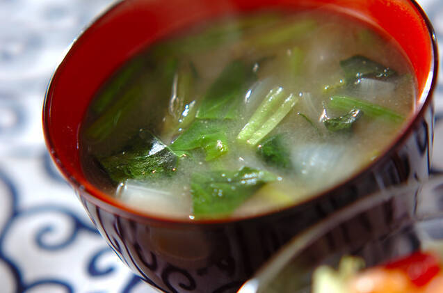 ホウレン草のみそ汁