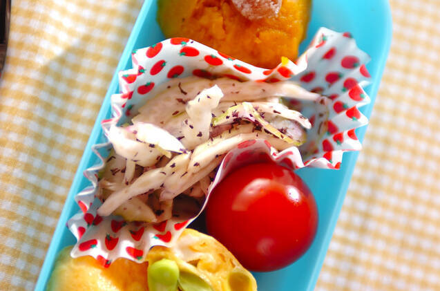 セロリのユカリ和え