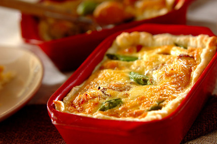 肉ジャガリメイク☆簡単キッシュ