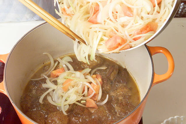 野菜とビーフのカレーの作り方の手順4