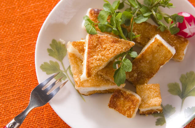 「粉チーズ」の使い切り人気レシピ17選！おつまみ、おやつにちょい足し♪の画像