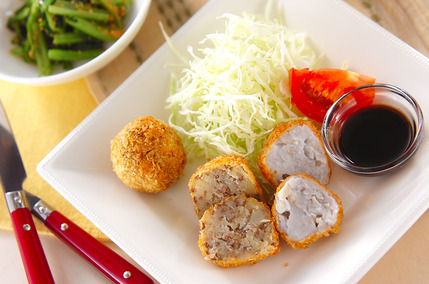 2種類のコロッケ