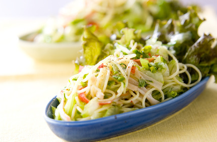 セロリとカニのスパサラ