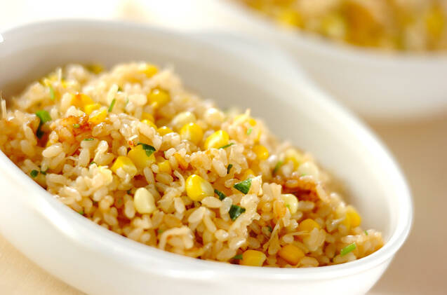 トウモロコシの炊き込みご飯
