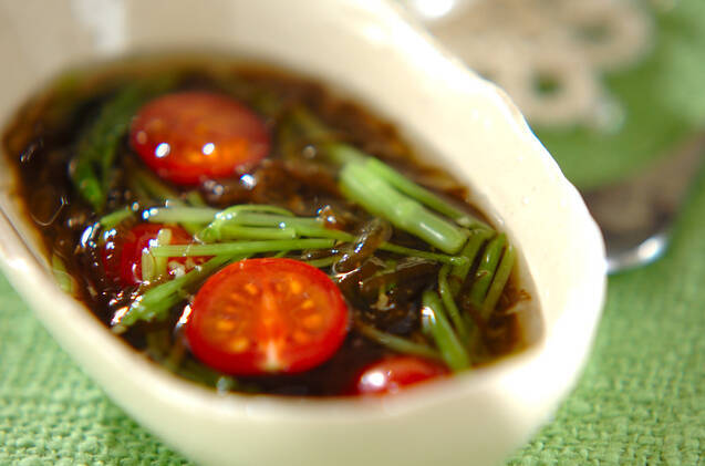 ミツバともずくのショウガ酢和え