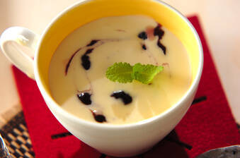 ブルーベリーのレアチーズケーキ