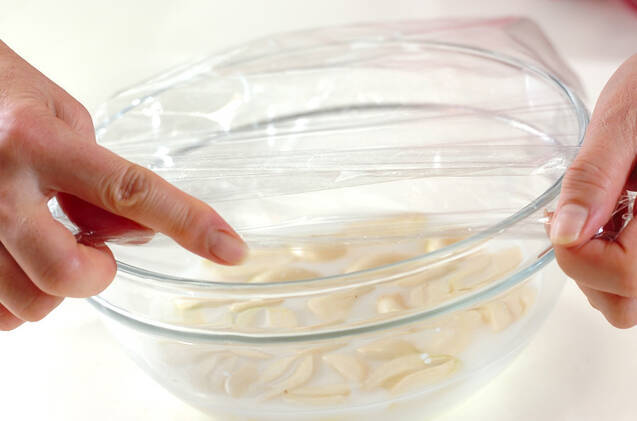 温サラダ ガーリック風味のゴマドレッシングの作り方の手順2