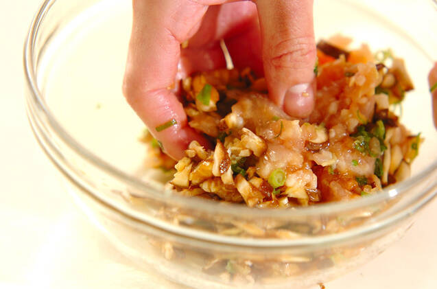 照り焼き鶏バーグの作り方の手順6