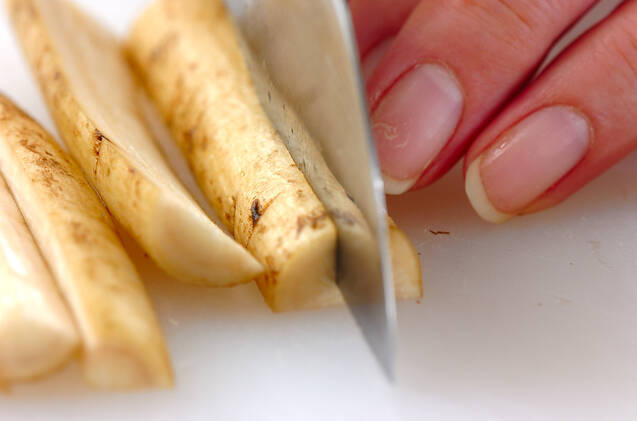 ゴボウの豚ロール焼の作り方の手順1