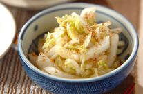 塩もみ白菜のゴマ和え