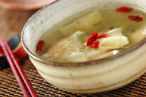 つるりんワンタンスープ