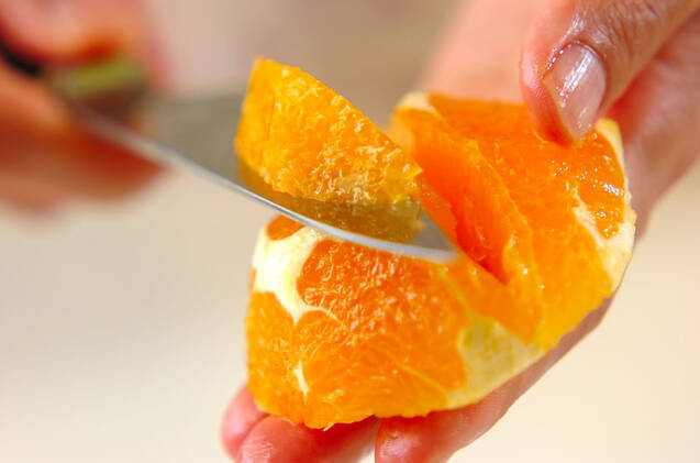 オレンジのリキュールがけの作り方の手順1