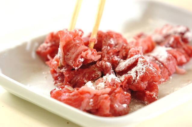 子供も大好き！牛薄切り肉のソース炒めの作り方の手順1