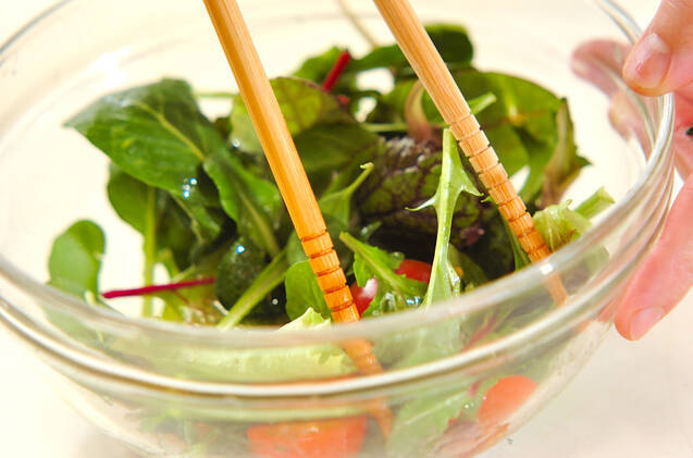 トマトとベビーリーフのイタリアンサラダの作り方の手順2