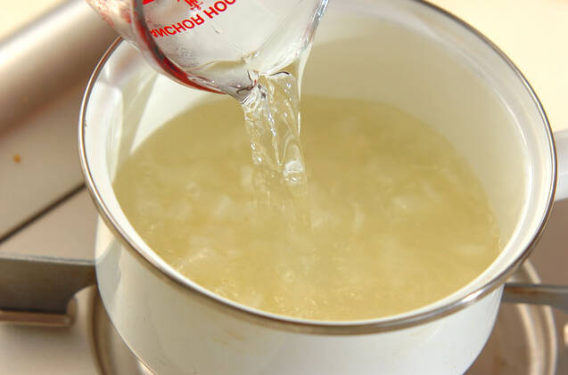 オクラとトマトのスープの作り方の手順4