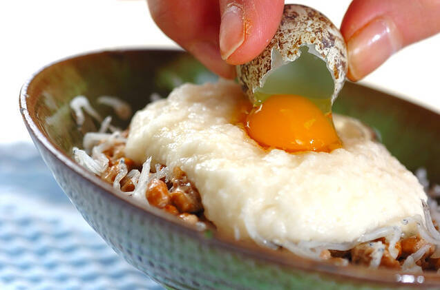 納豆のとろろがけの作り方の手順1