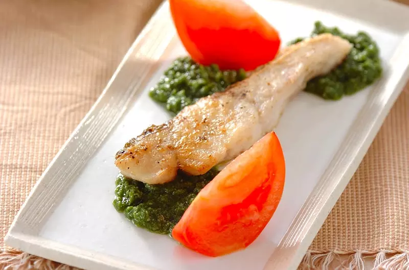 バジルソースの作り方も 魚のムニエル レシピ 作り方 E レシピ 料理のプロが作る簡単レシピ バジルソースの作り方も 魚のムニエル レシピ 作り方 E レシピ 料理のプロが作る簡単レシピ