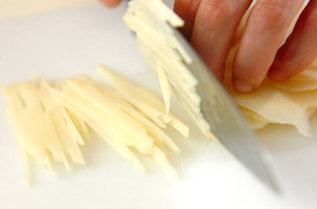 ジャガイモとツナのペタンコ焼きの作り方の手順1