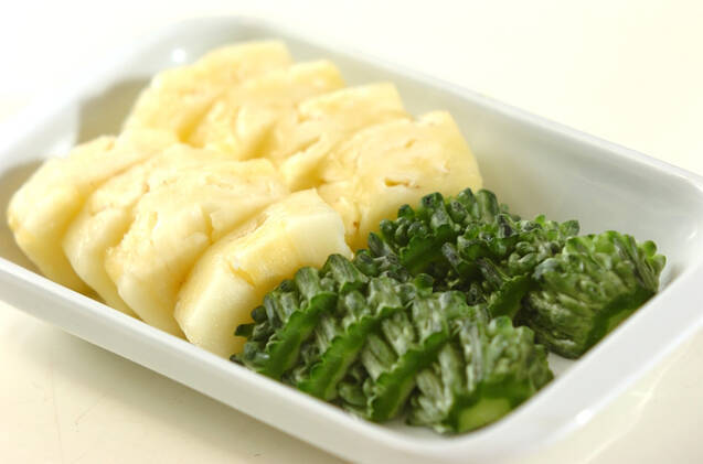 ゴーヤとパイナップルのジュースの作り方の手順1